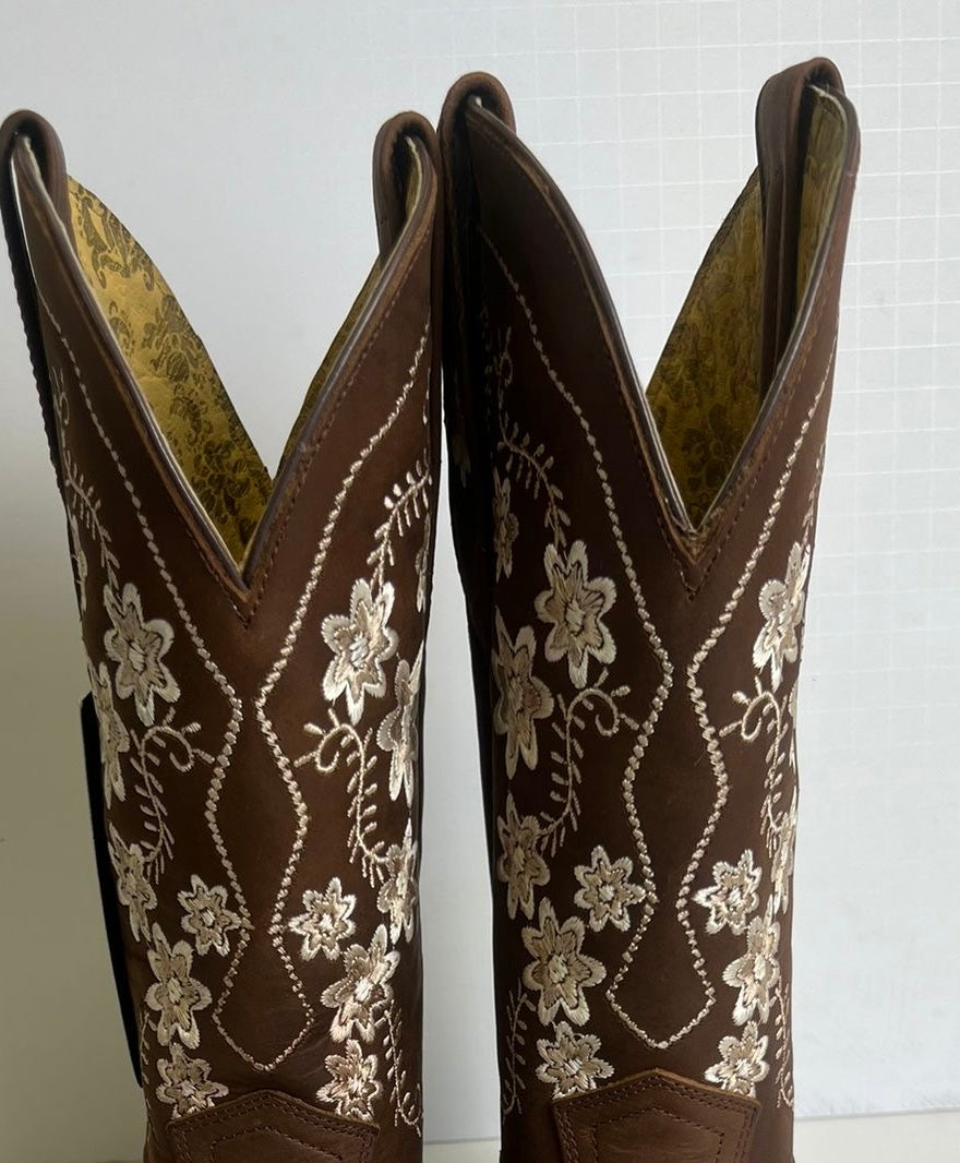 Star Flower  Calafate Cafe  women’s boot