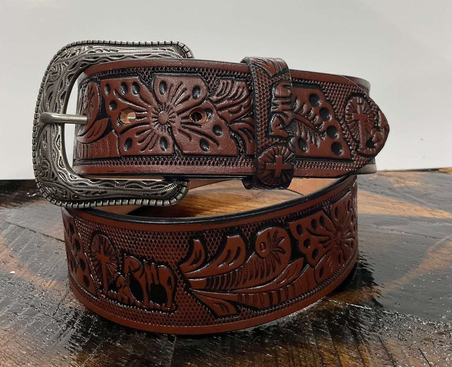 Leather Unisex Floral Engraved Design