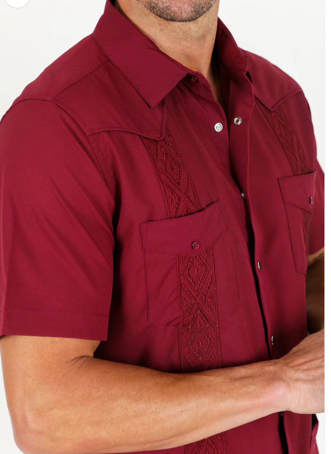 Men’s modern guayabera shirt