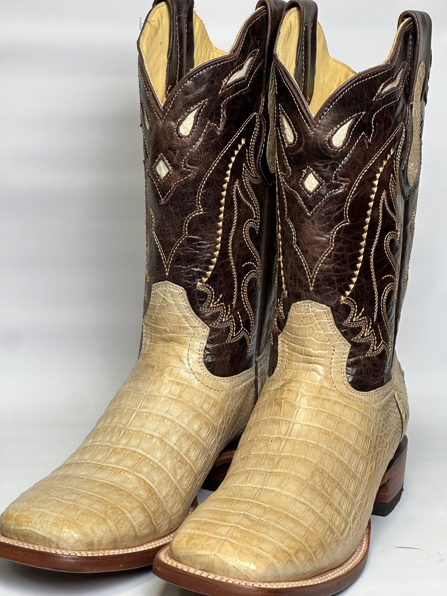 Arango Alligator Belly Orix Exotic Men’s Pro-Rodeo Western Boots
