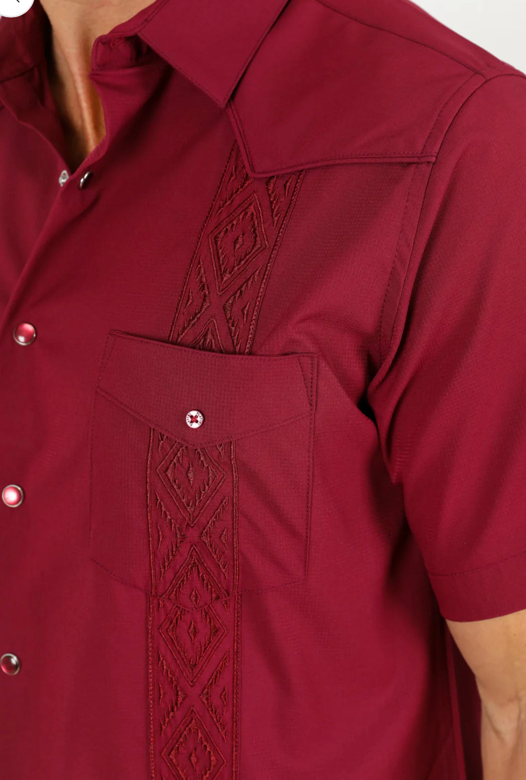 Men’s modern guayabera shirt