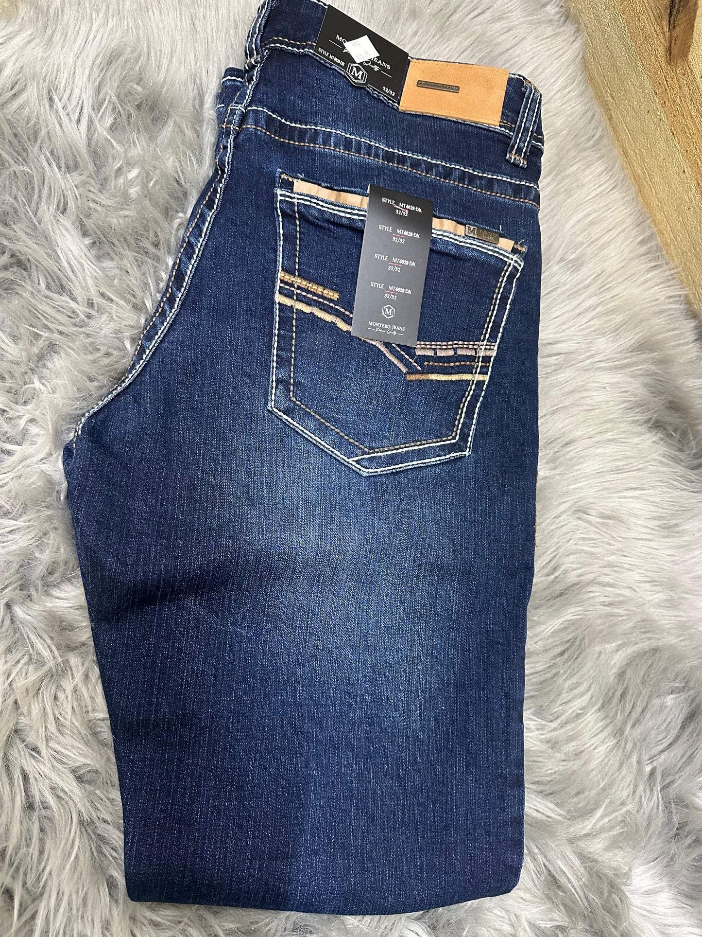 Montero men Jean