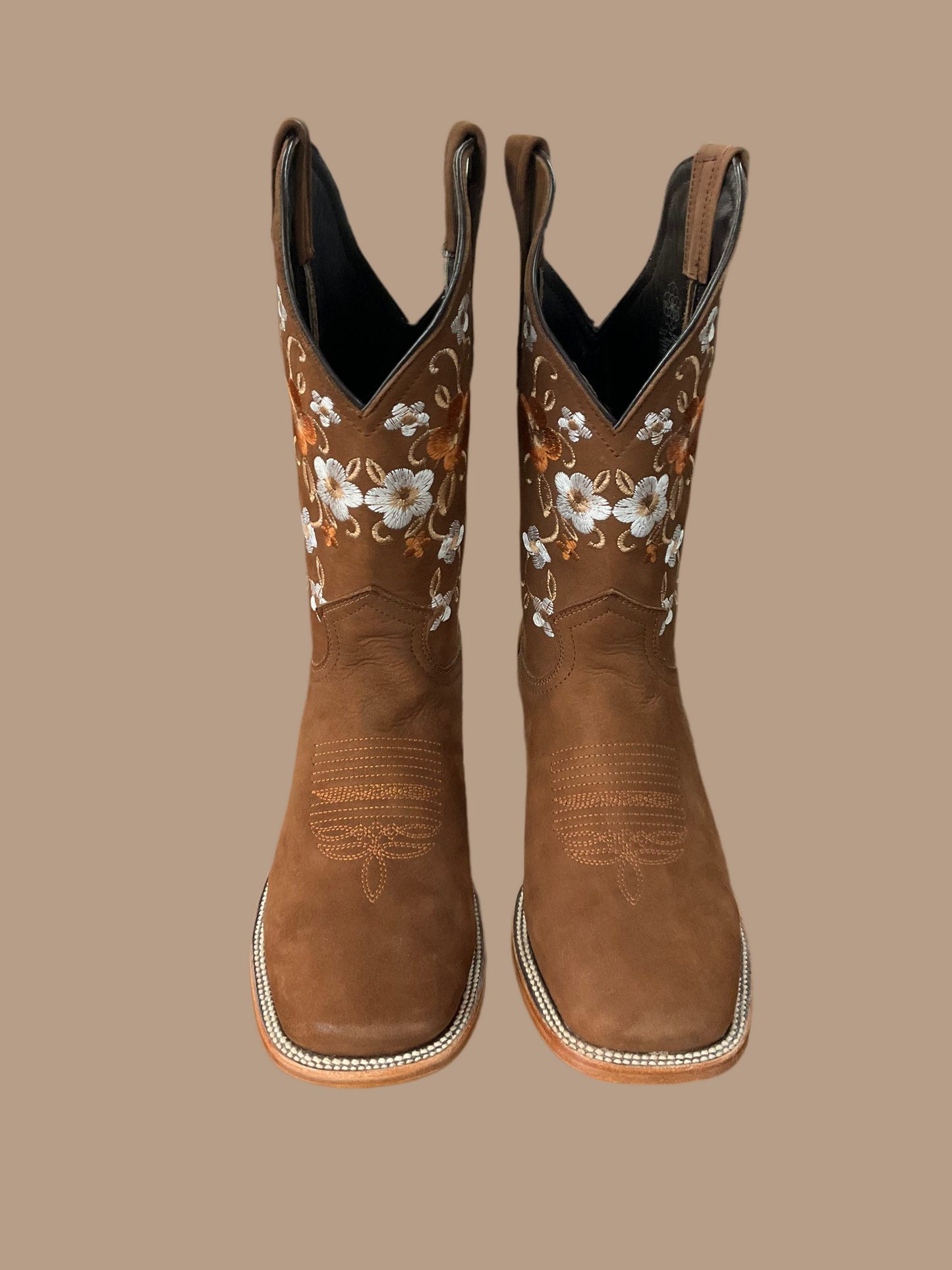 Westerly Trend Light Brown Lady Clearance Boot Faux Leather.