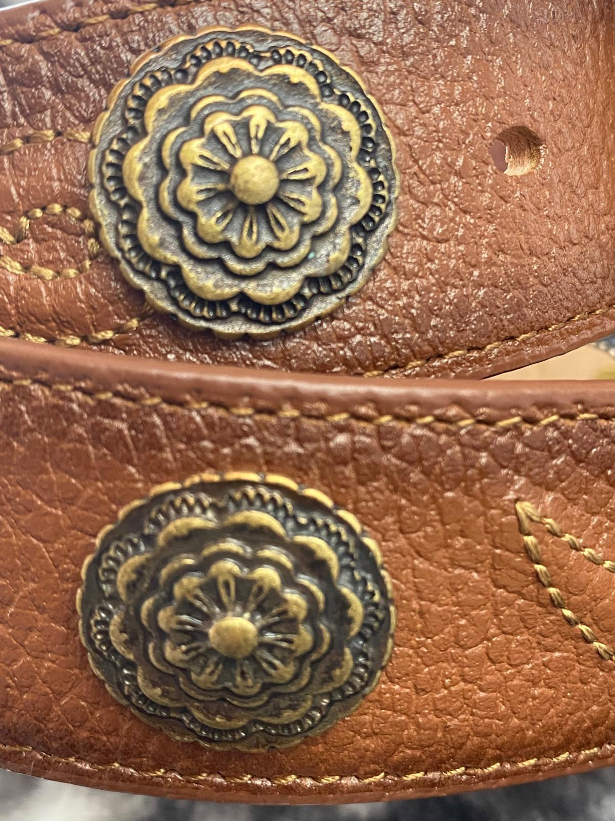 Lady’s leather belt