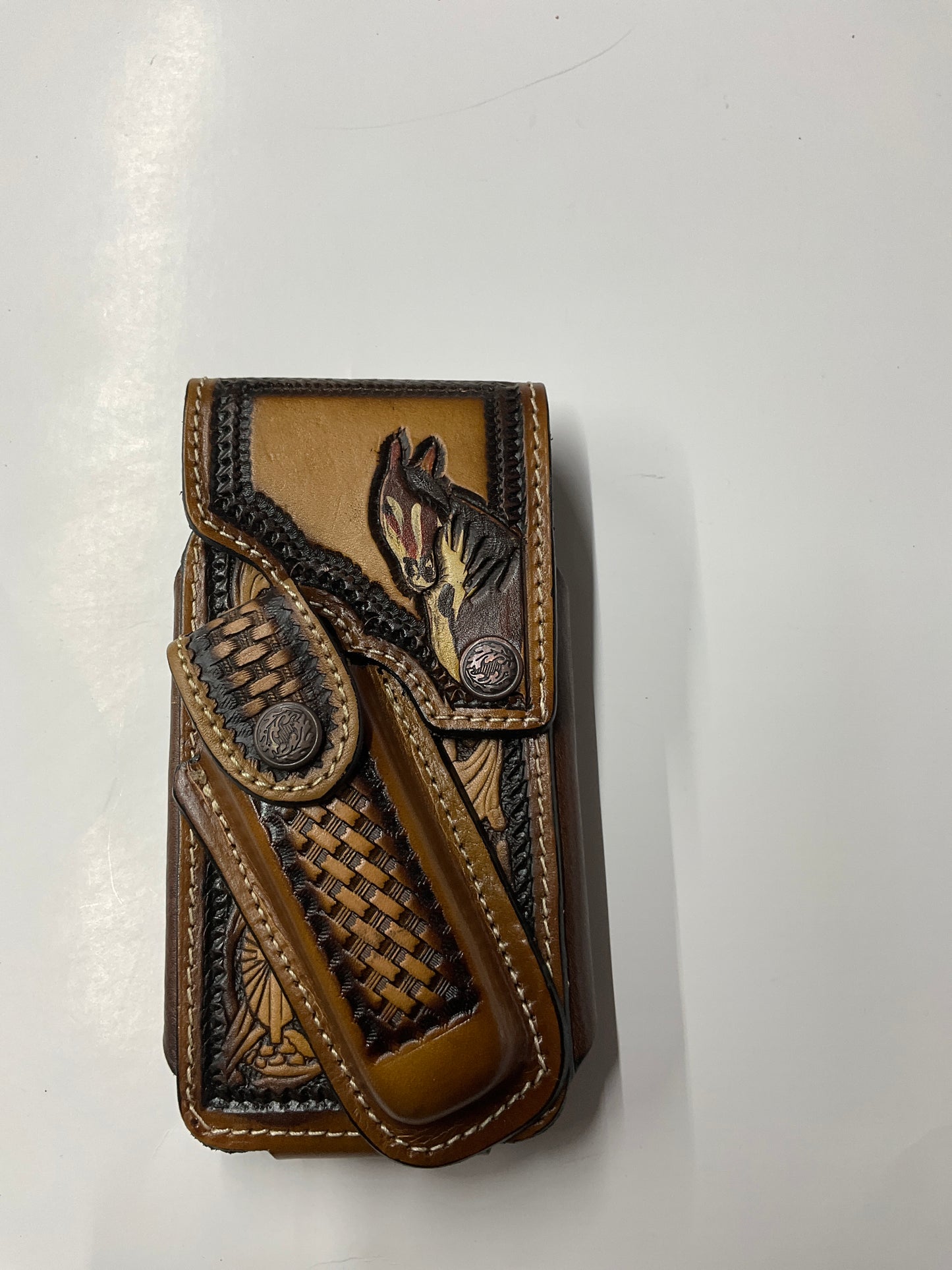 Cell phone case & knife (Funda para celular y Navaja cinceladas )