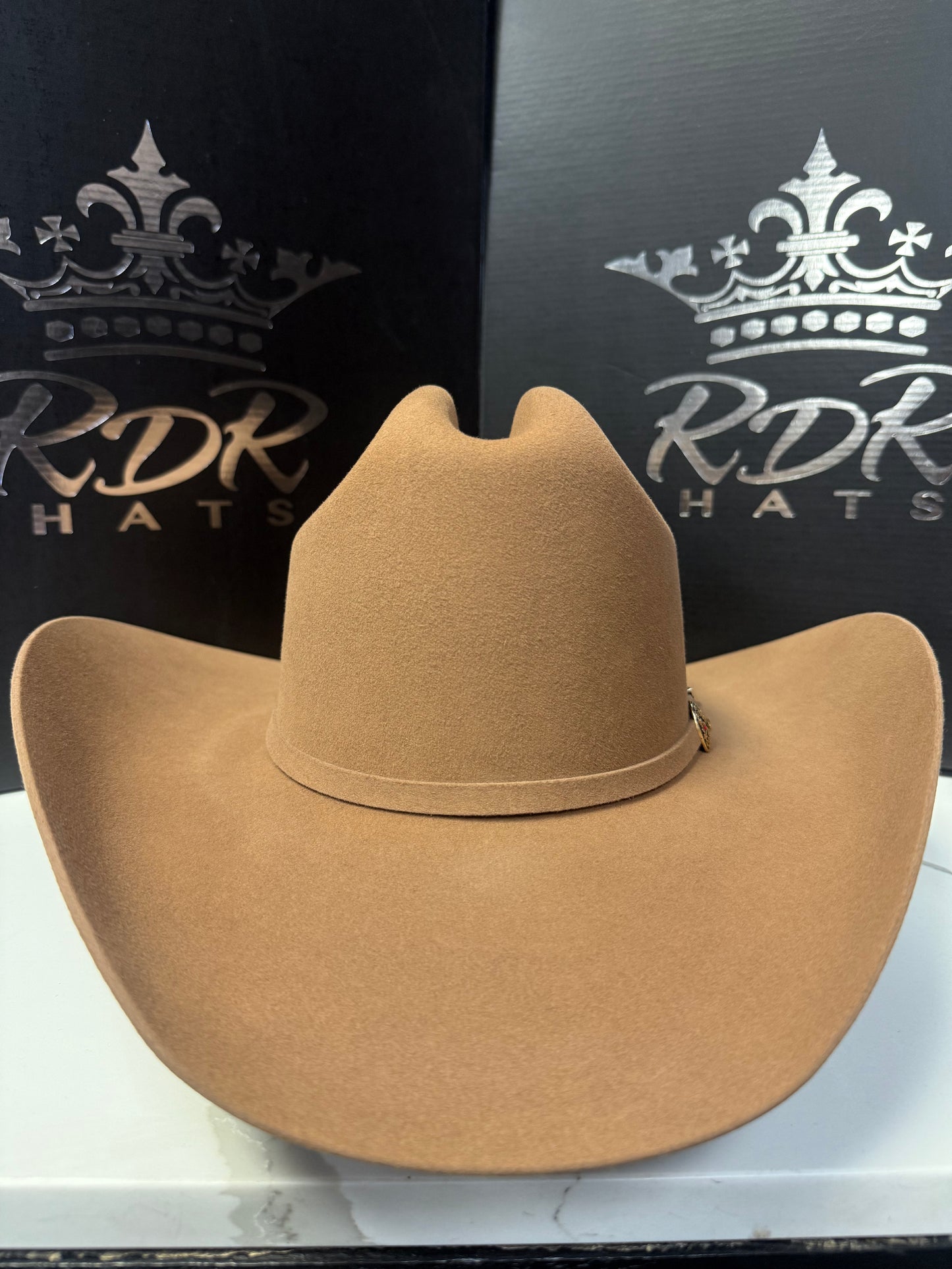 RDR 10XM40 Pecan Marlboro Brim 4”