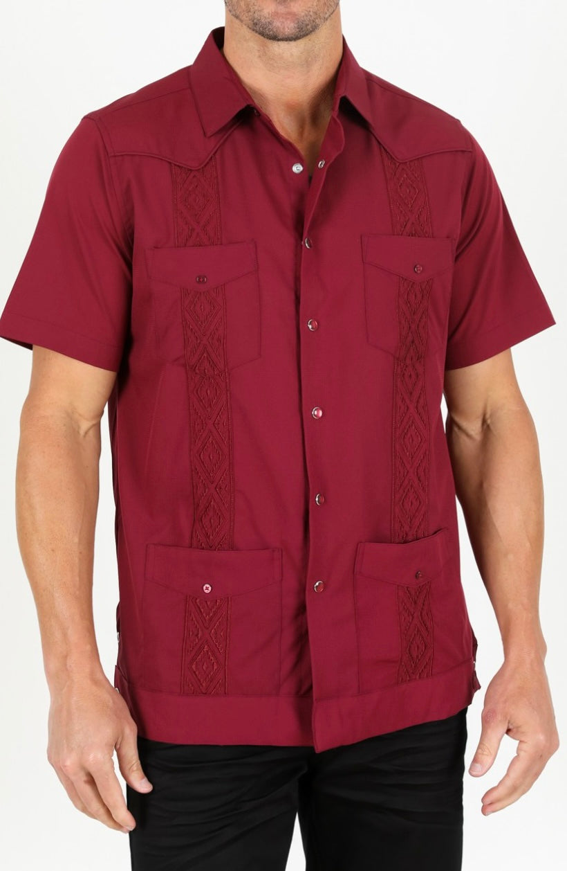 Men’s modern guayabera shirt