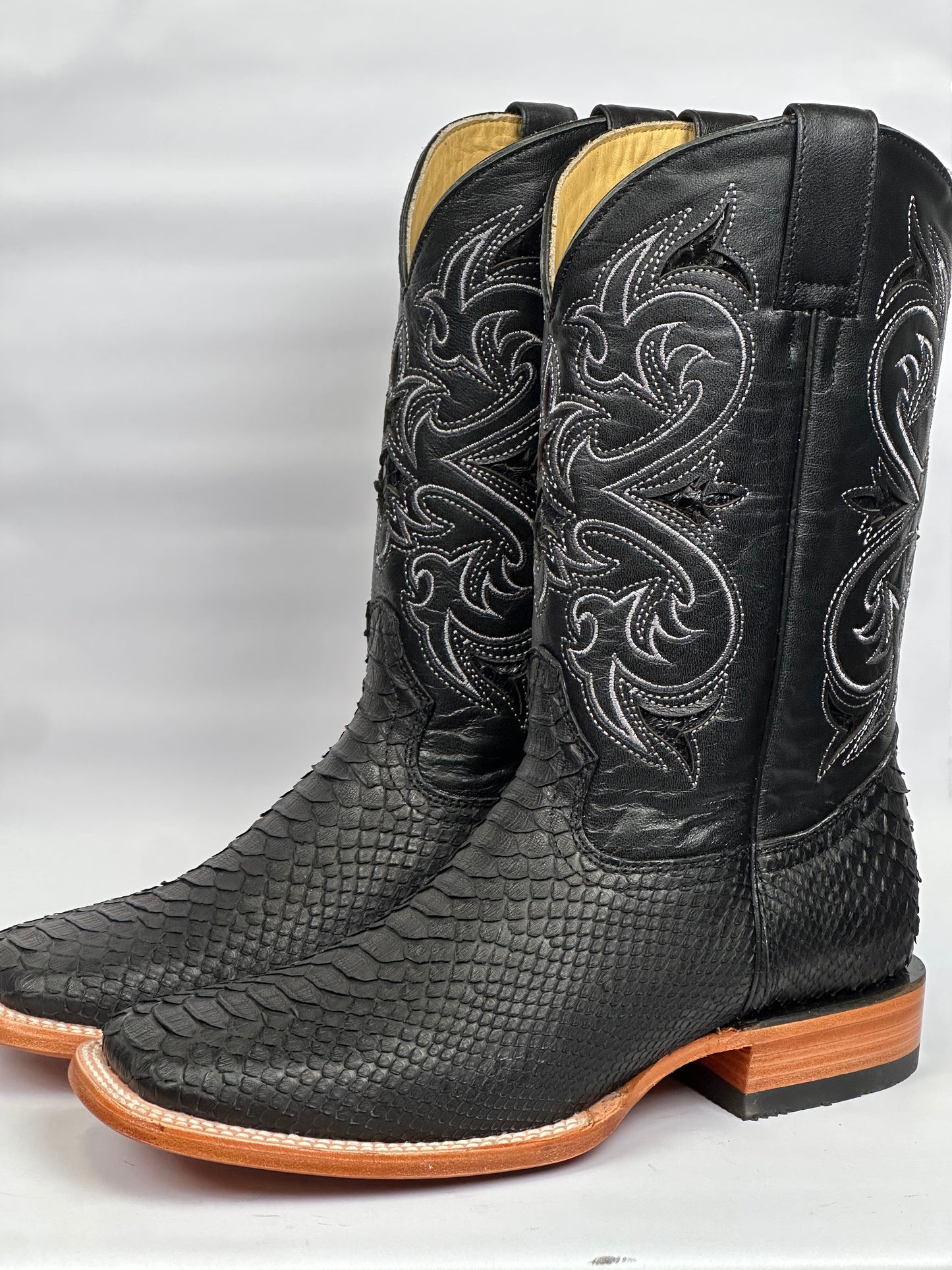 Arango Python Plunge Black Exotic Men’s Pro-Rodeo Boots