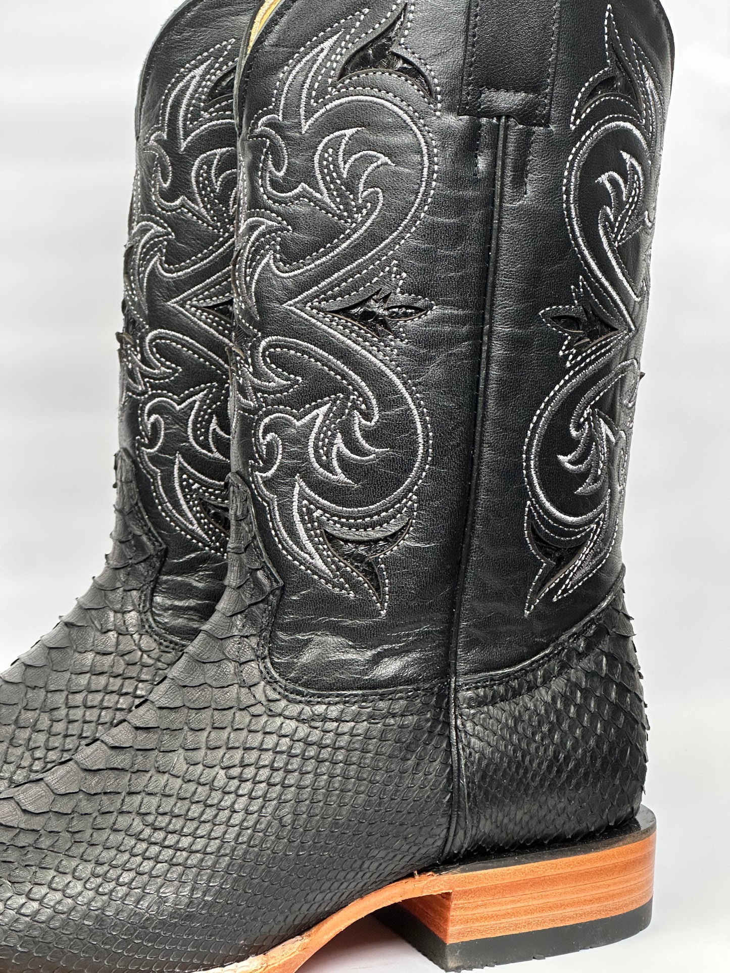 Arango Python Plunge Black Exotic Men’s Pro-Rodeo Boots