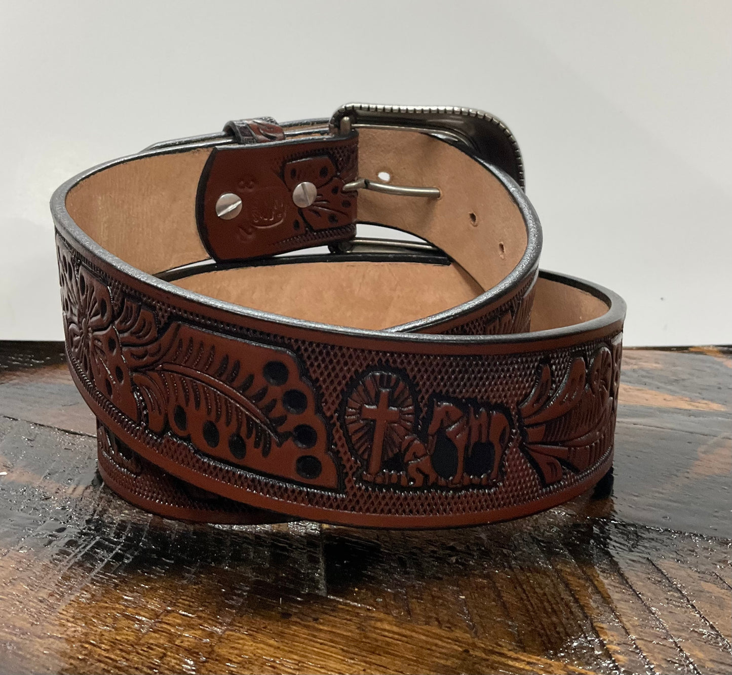 Leather Unisex Floral Engraved Design