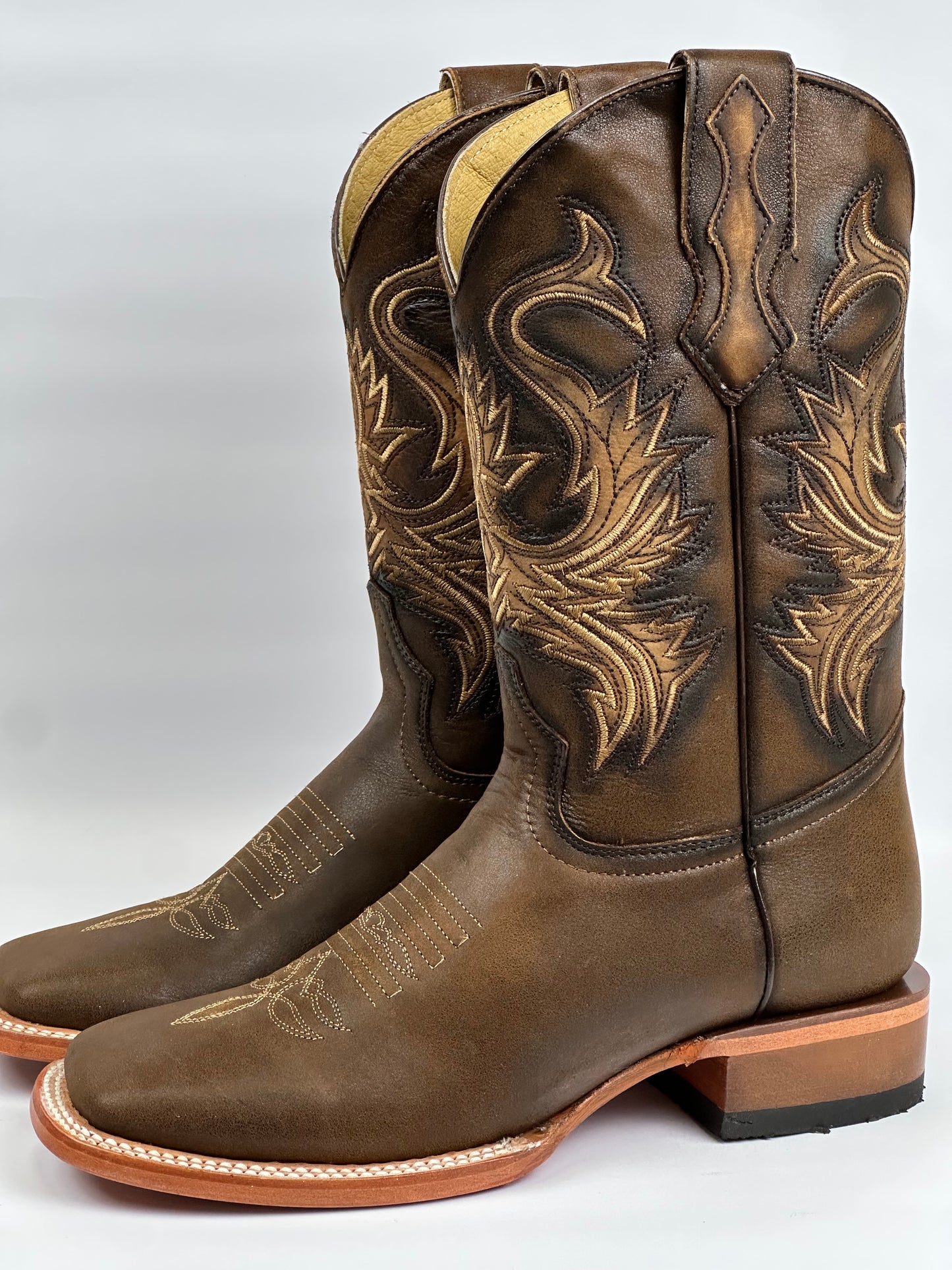 Arango Old Gold Pro-Rodeo Mens Boot