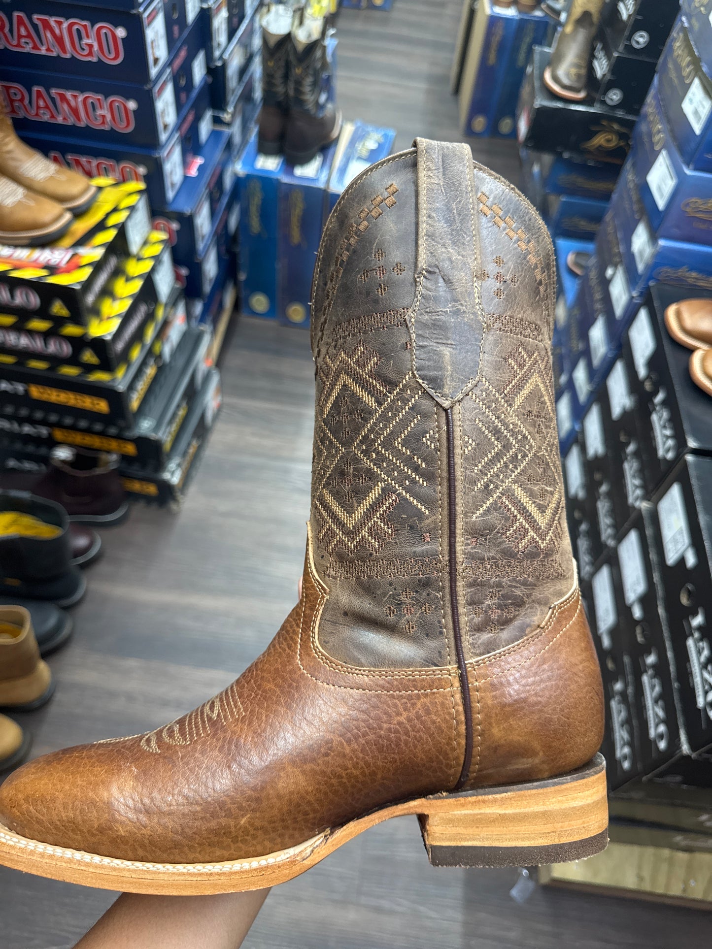 Lazo R-3 Slig Honey and Brown Men Boot