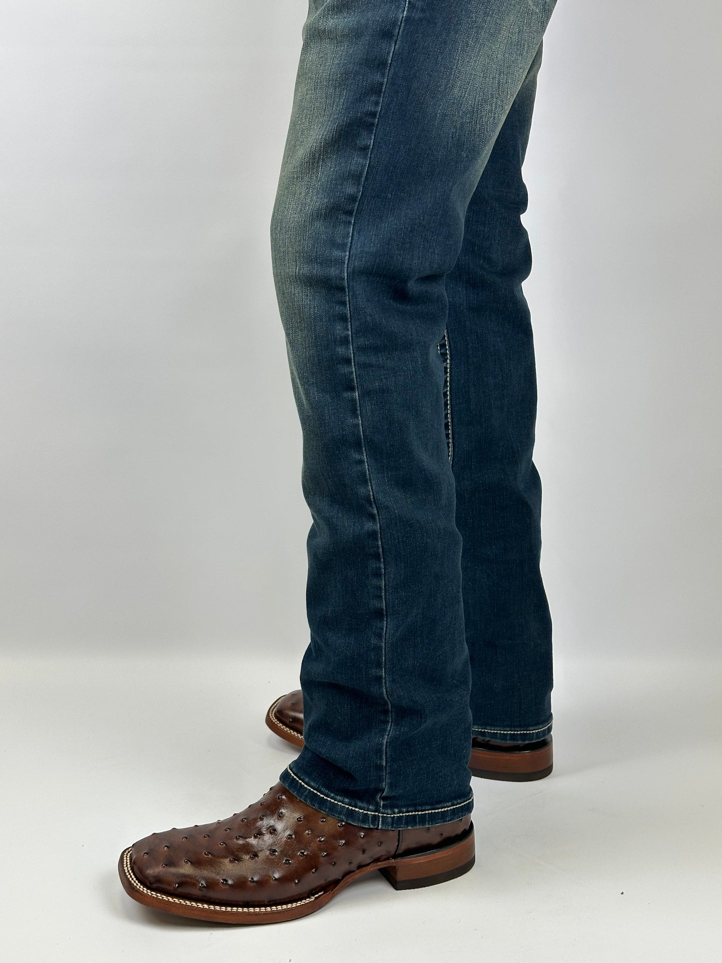 Montero Men’s jeans /Pantalon de hombre /Azul Obscuro Modern Boot MT4655-DK