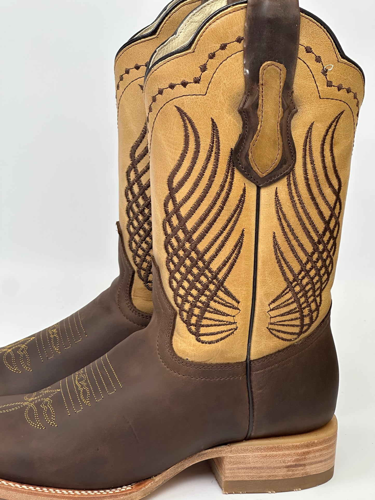Arango Crazy Grasso Chocolate Men’s Pro-Rodeo Western Boots