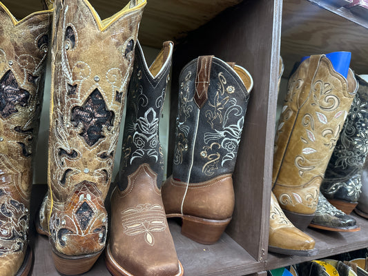 Lady’s Clearance Boots (Botas dama en liquidacion )