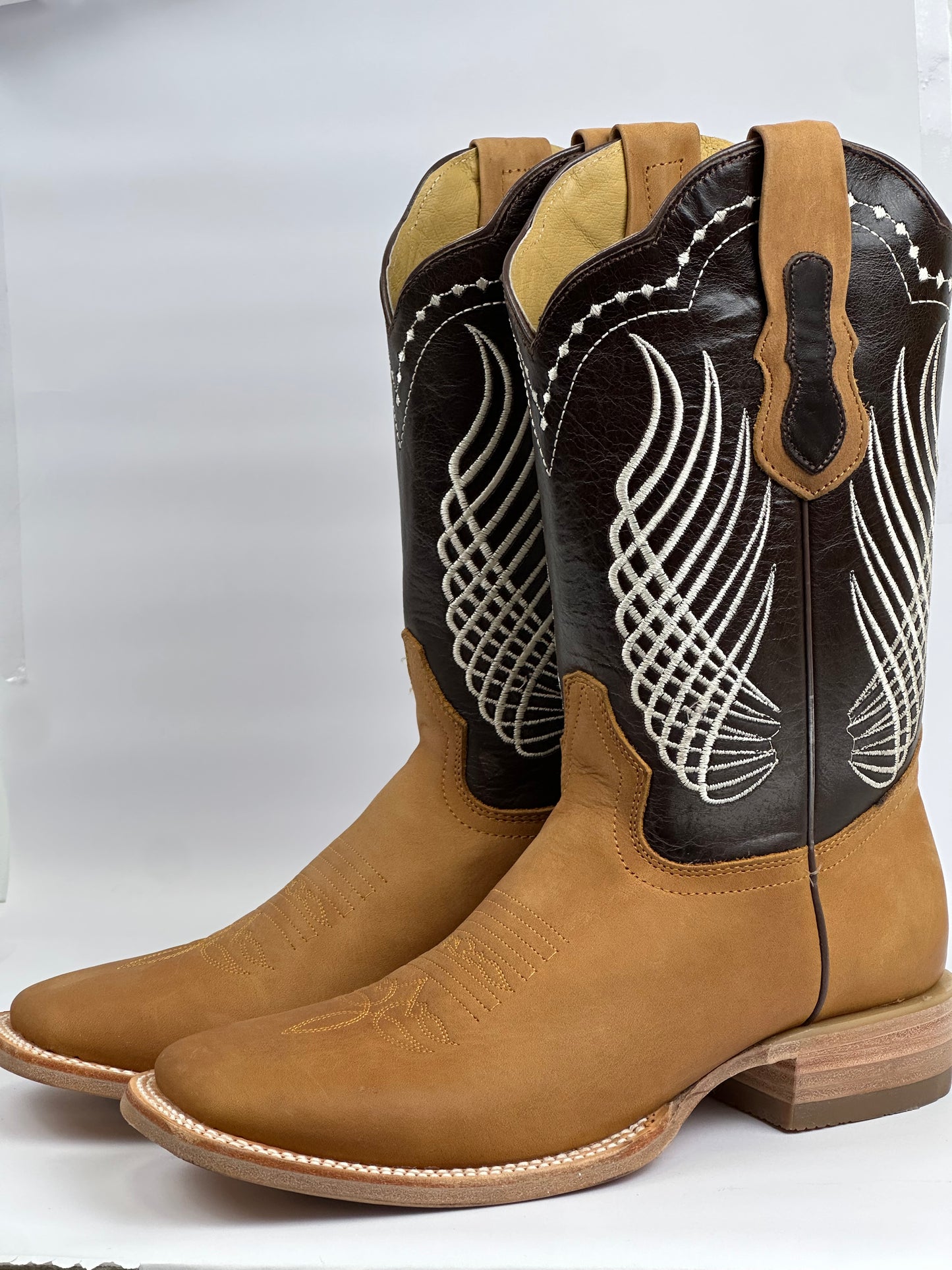Arango Crazy Grasso Tan Pro-Rodeo Men’s Western Boots