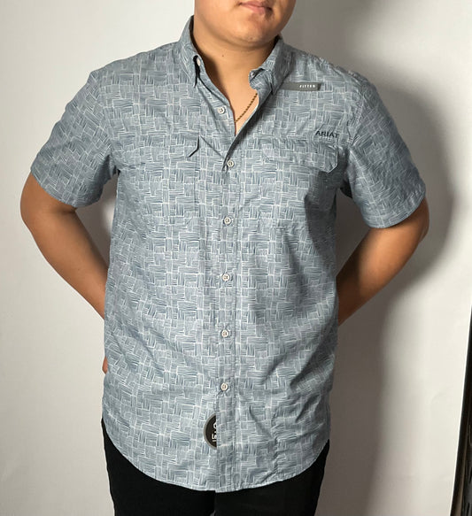 Ariat Tek Fitted Wrinkle Resistant Mens Shirt (Camisa Caballero) Short Sleeve Manga Corta