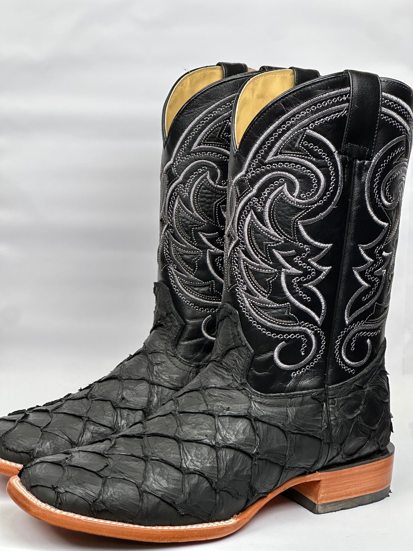 Arango Pirarucu Black Exotic Men’s Pro-Rodeo Boots