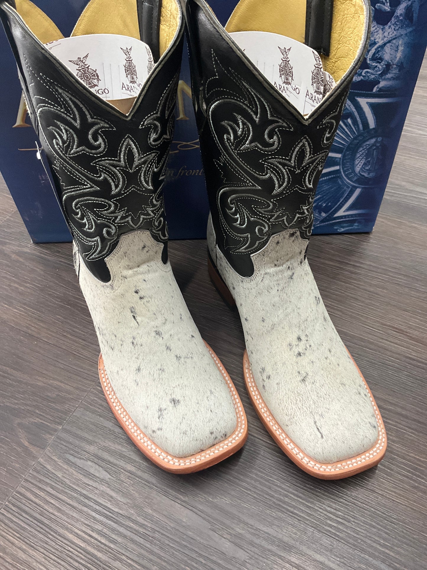Arango cowhide men boots pro-rodeo