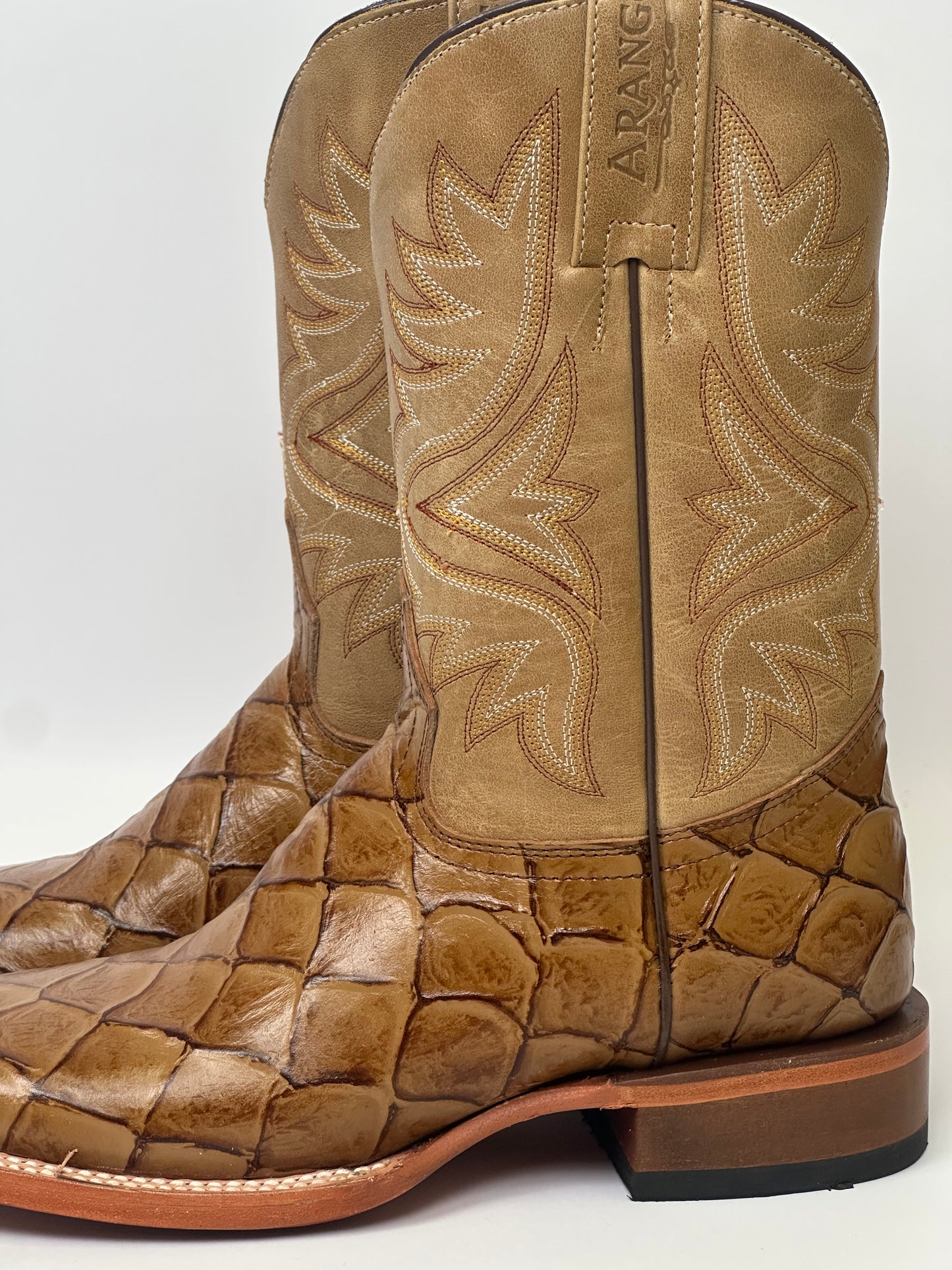 Arango Pirarucu Print Saddle Men’s Pro-Rodeo Western Boots
