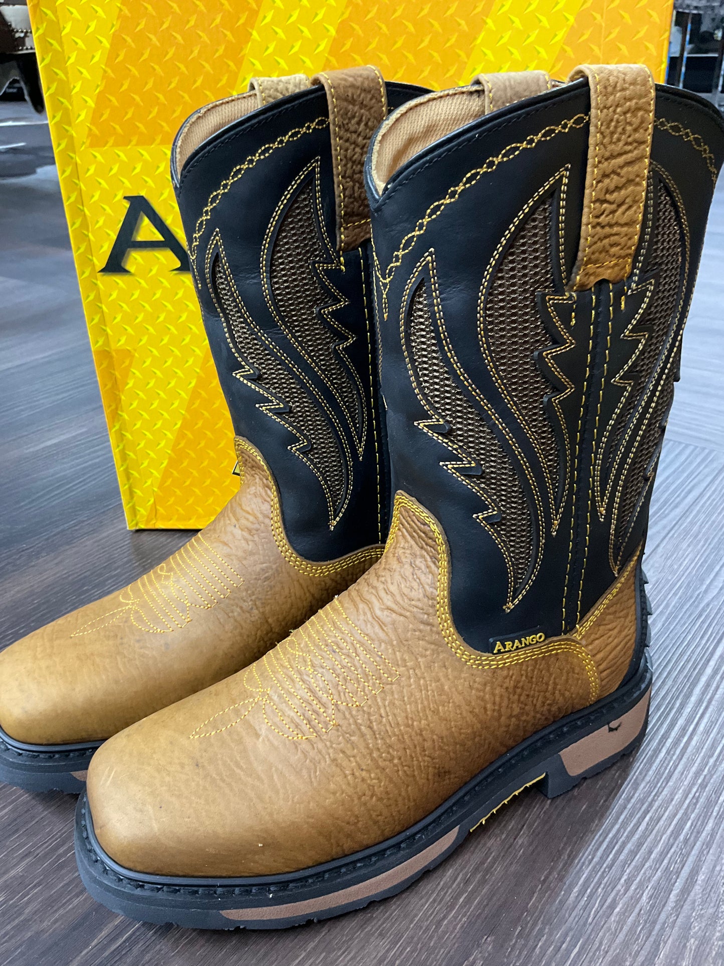 Arango promax shark vent Men work boots Brown