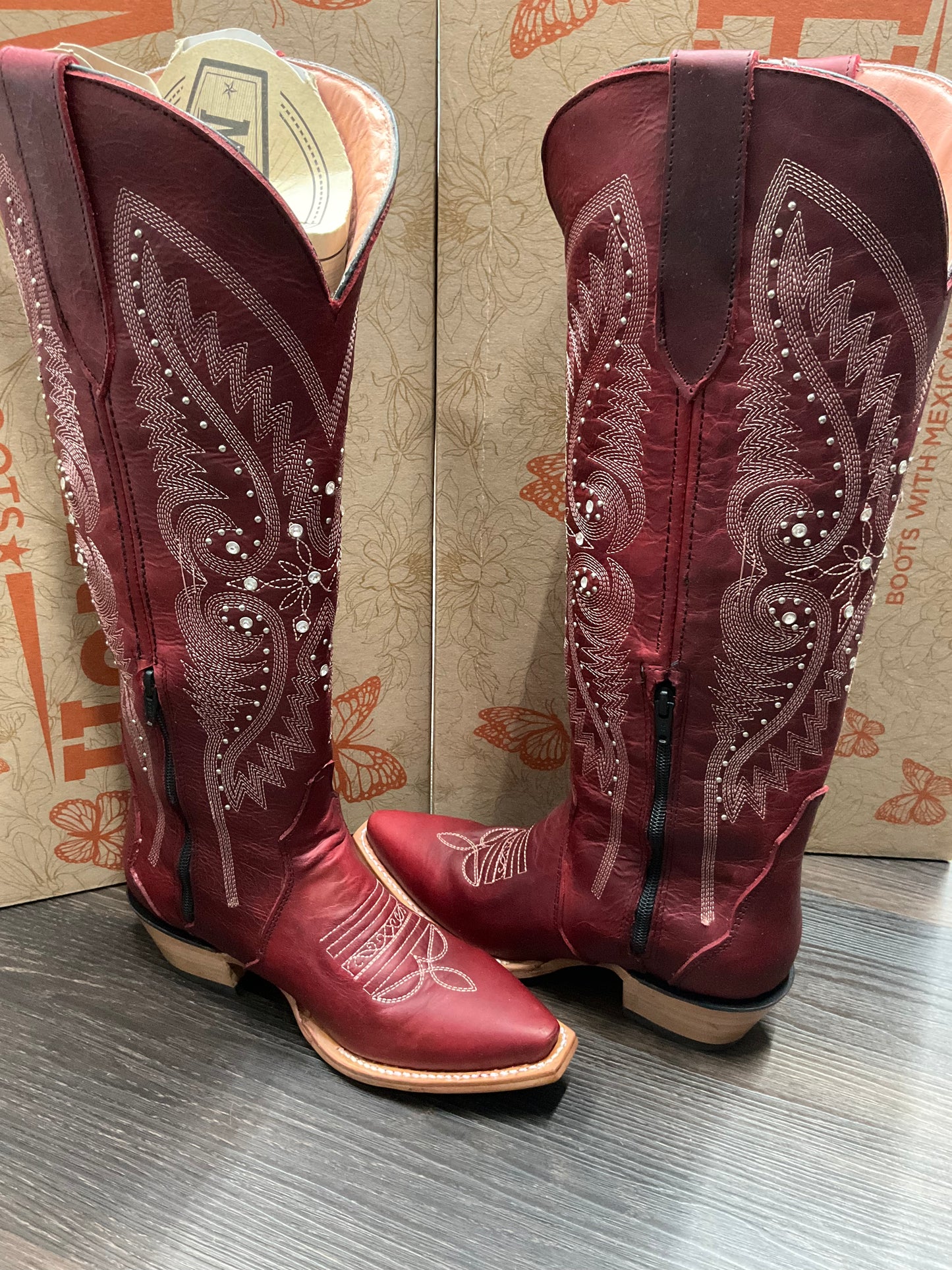 Bota Monarca alta celestina maya Roja ( Mujer )