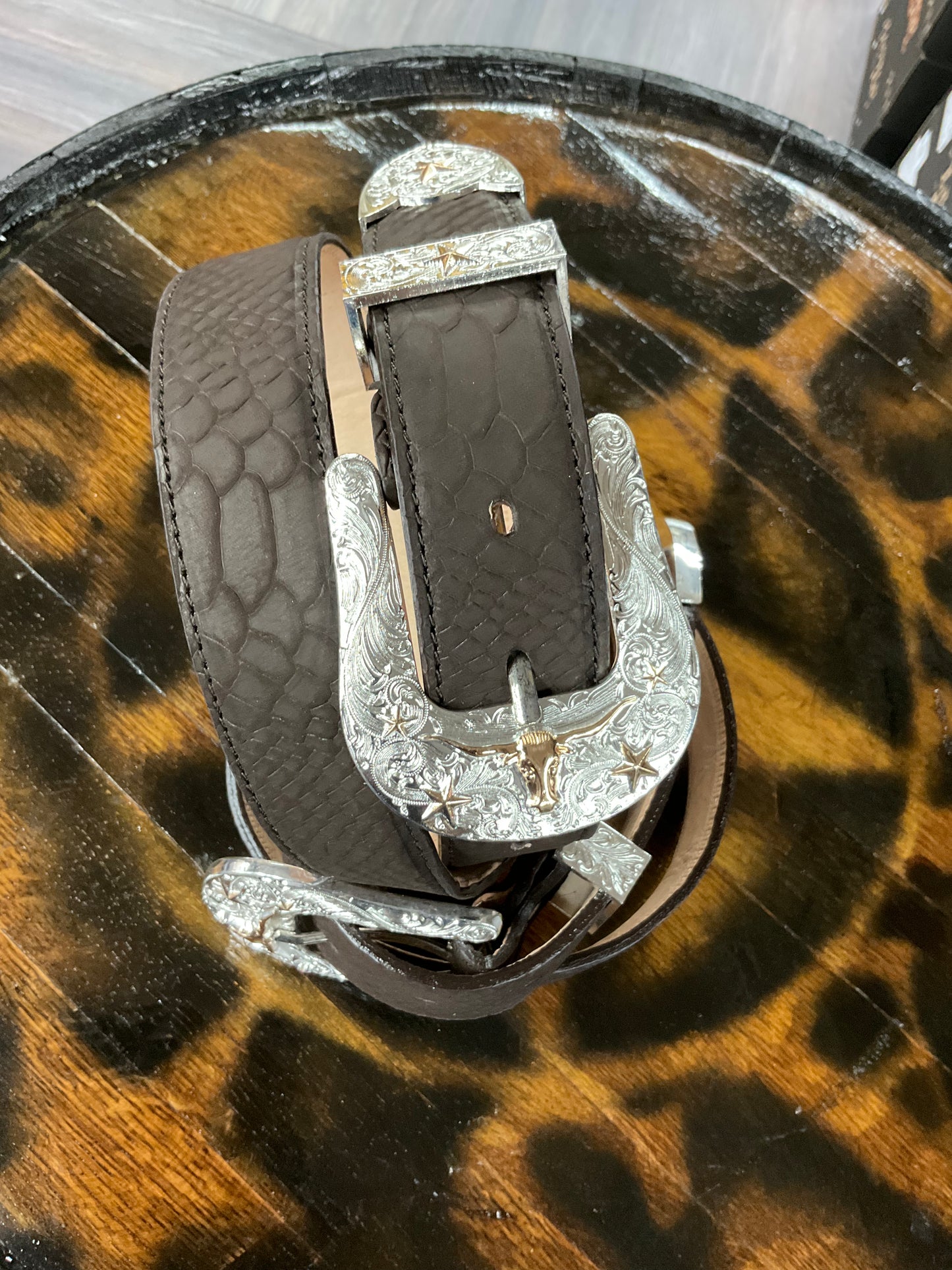 Cinto MC Python print Brown ( hebilla de metal )