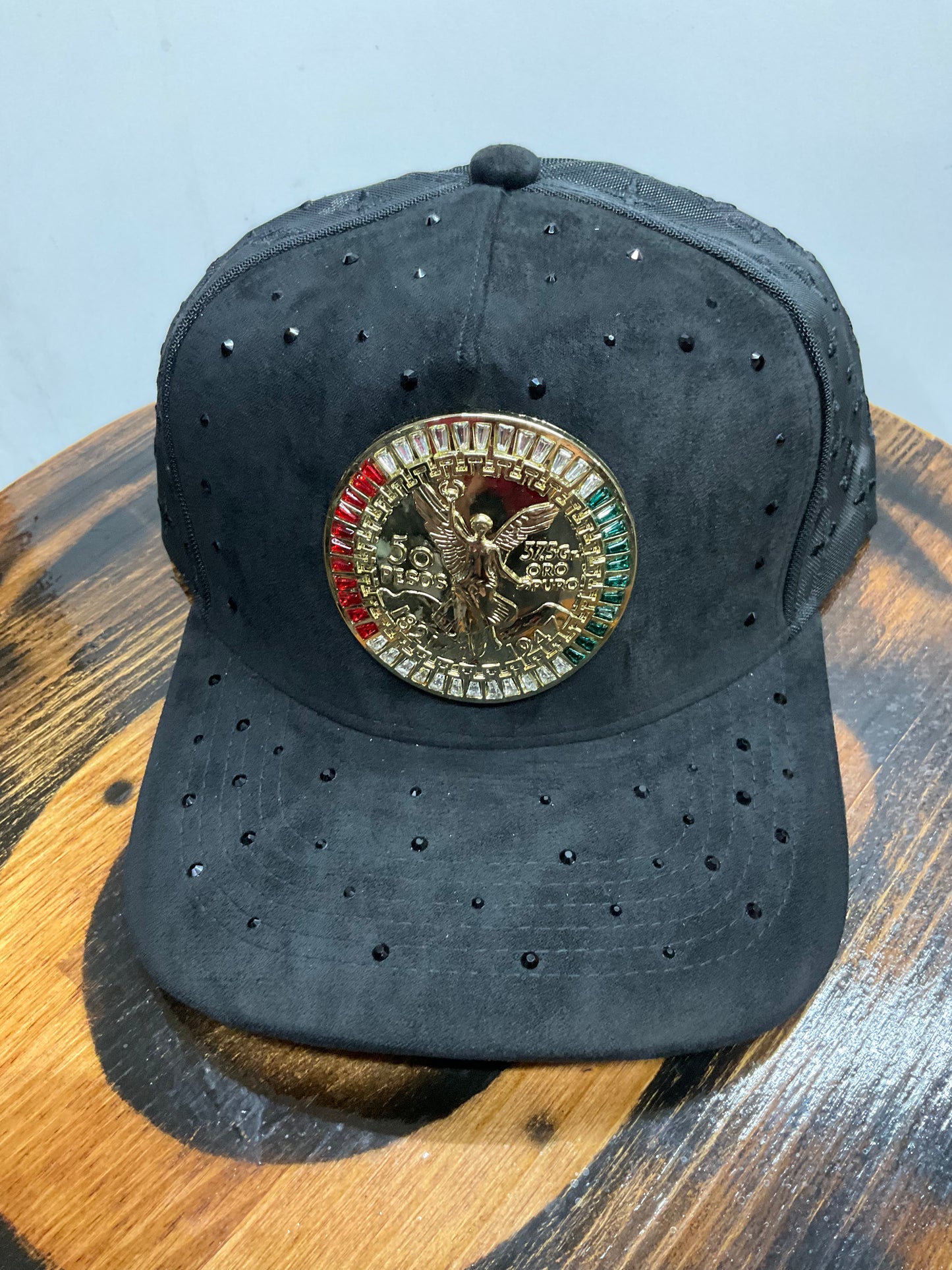 Gorras limited edition black top cap